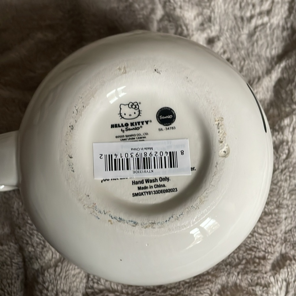 Hello Kitty Mug - Picture 4 of 4